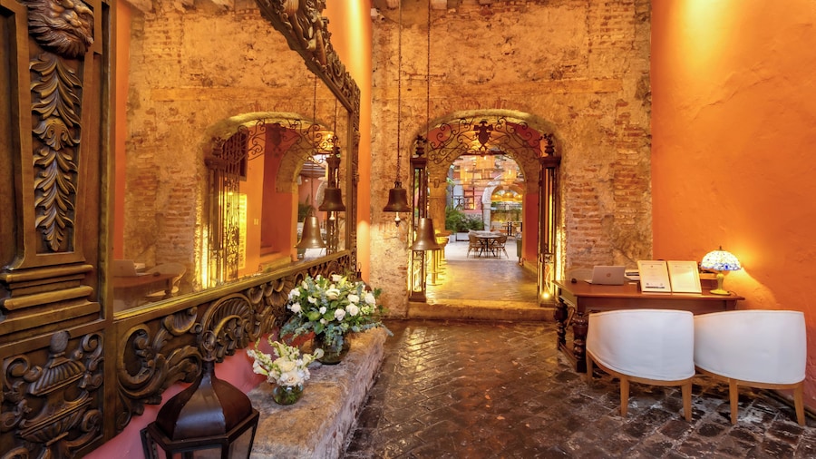 Hotel El Marqués By GEH Suites