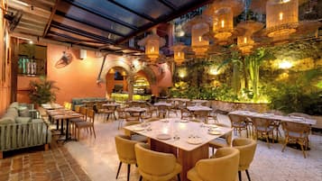 Se sirven desayunos, almuerzos y cenas