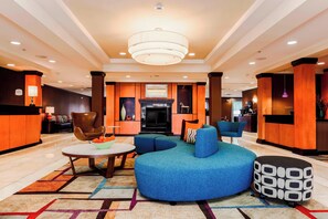 Lobby - Fairfield Inn & Suites Wilkes-Barre Scranton (Wilkes-Barre)