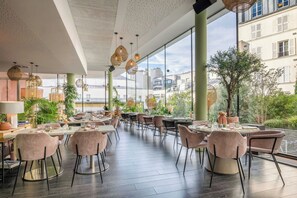 Bar (en la propiedad)