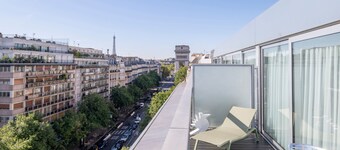 Renaissance Paris Arc de Triomphe Hotel
