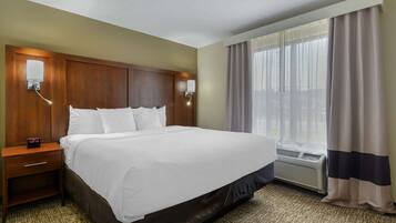 Caja de seguridad en la habitación y escritorio