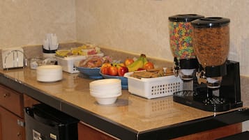 Desayuno para llevar gratuito y diario