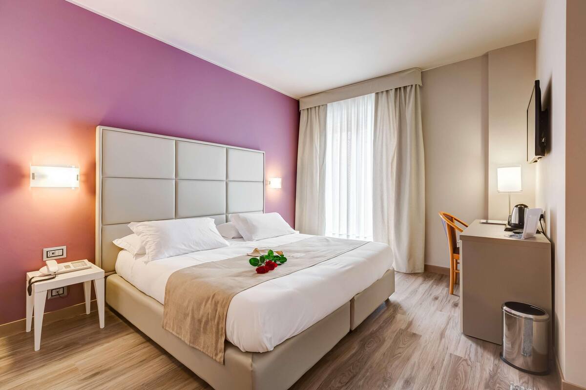 Literie de qualité supérieure, couette en duvet d'oie, minibar