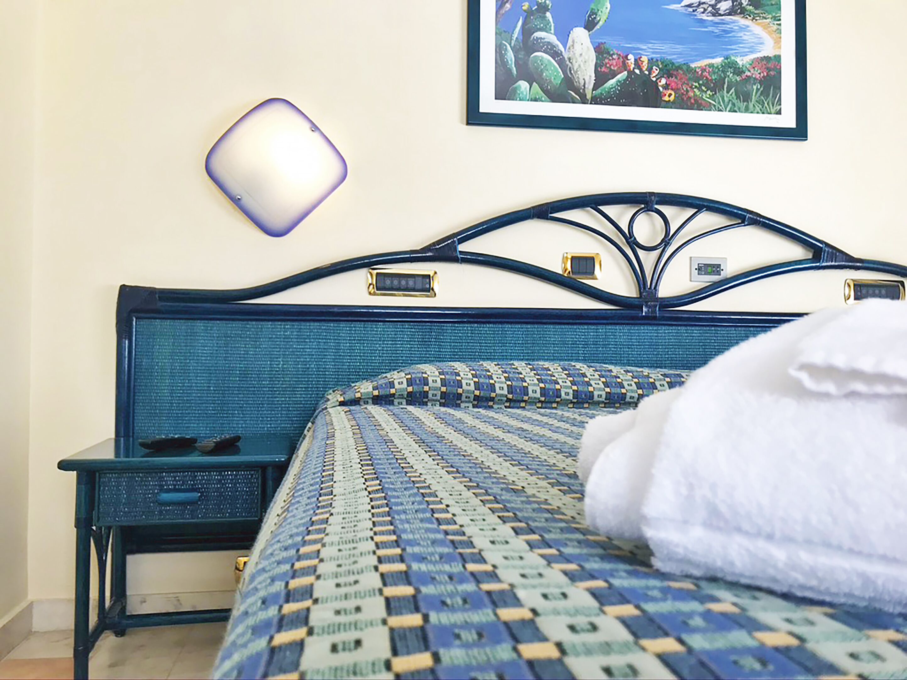 suite, balcony, garden view | 1 bedroom, premium bedding, minibar, in-room safe