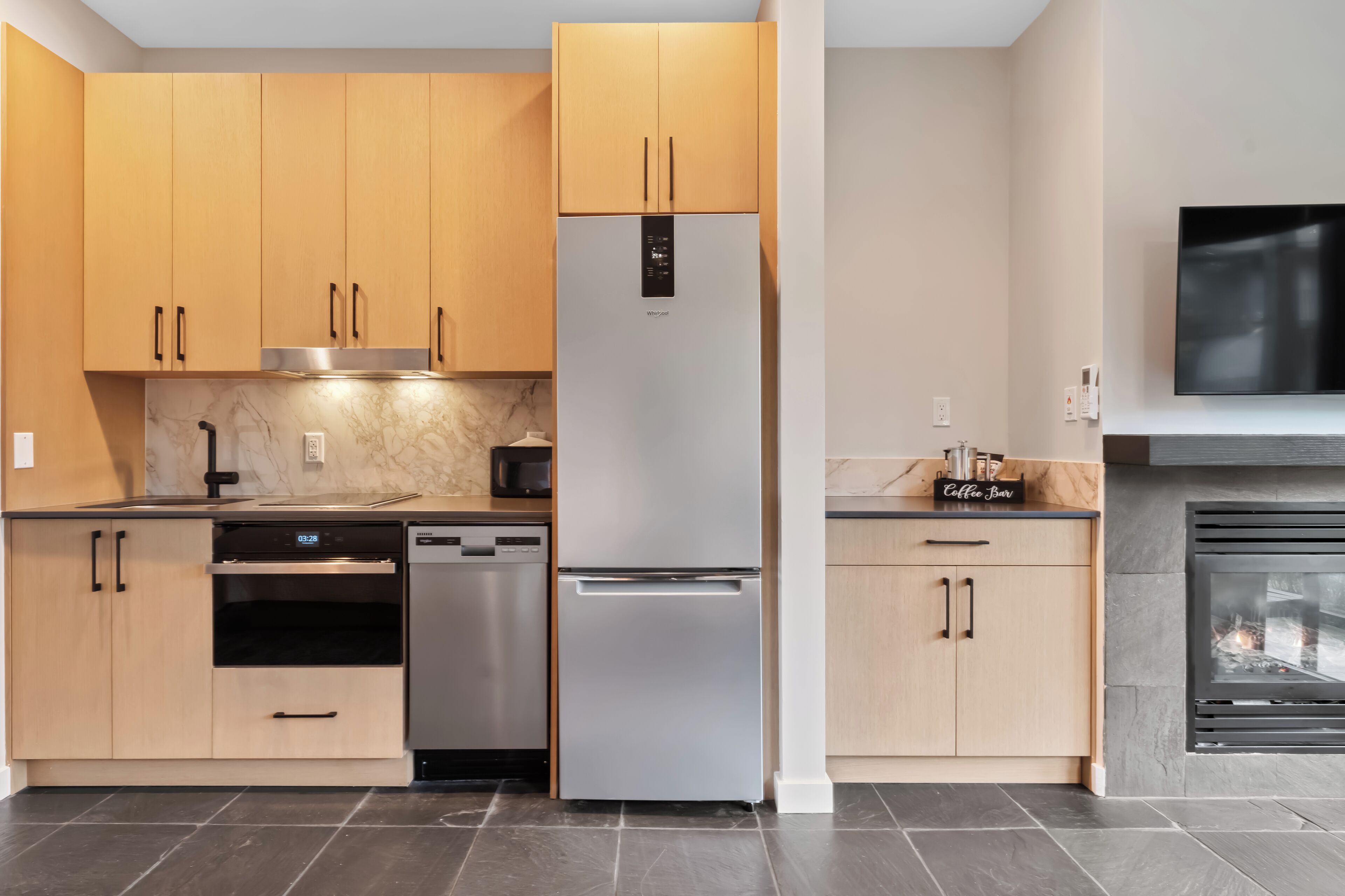 1 bedroom lodge | 1 bedroom, in-room safe, iron/ironing board, free wifi