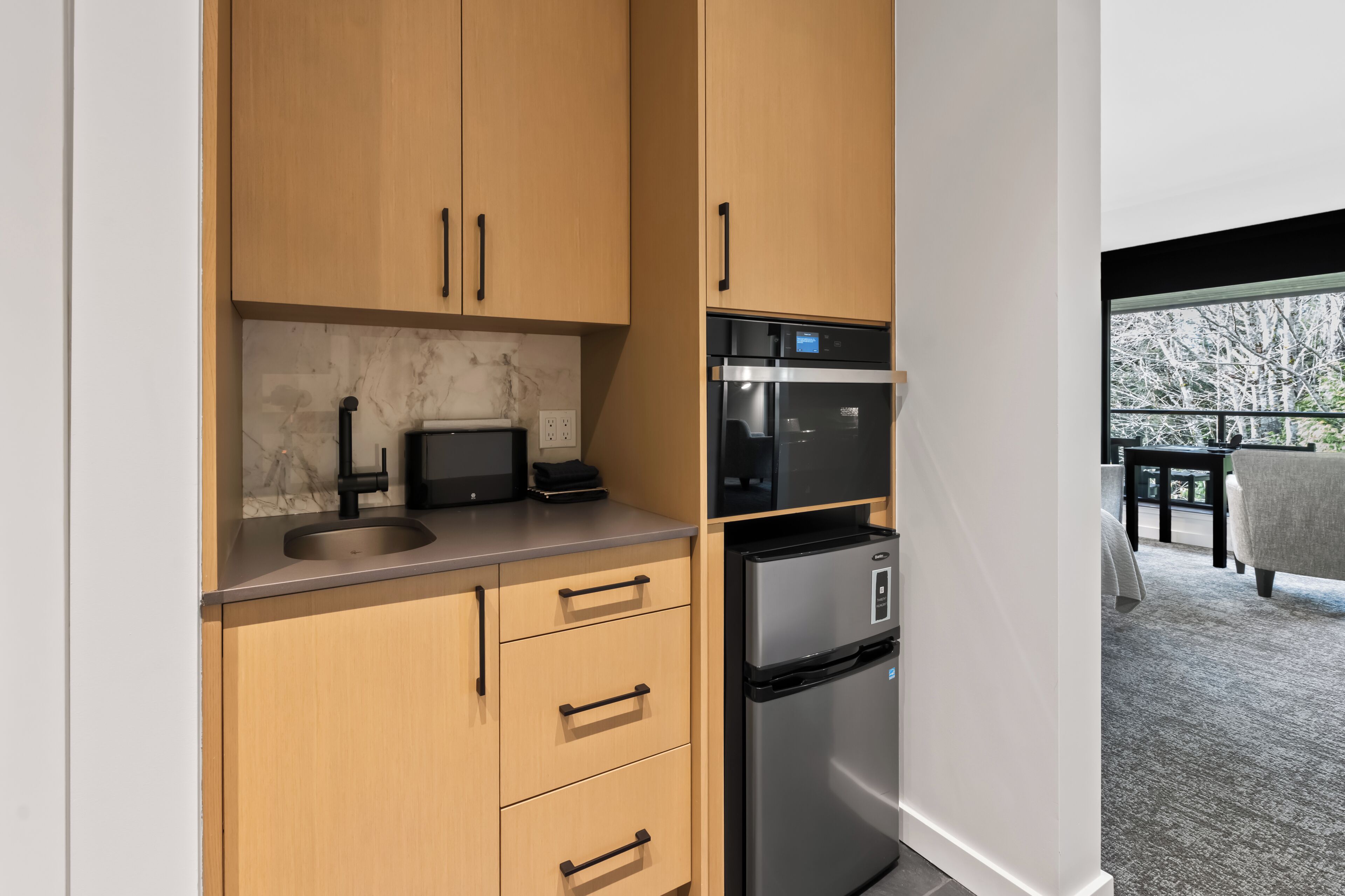 full-sized fridge, microwave, coffee/tea maker, electric kettle