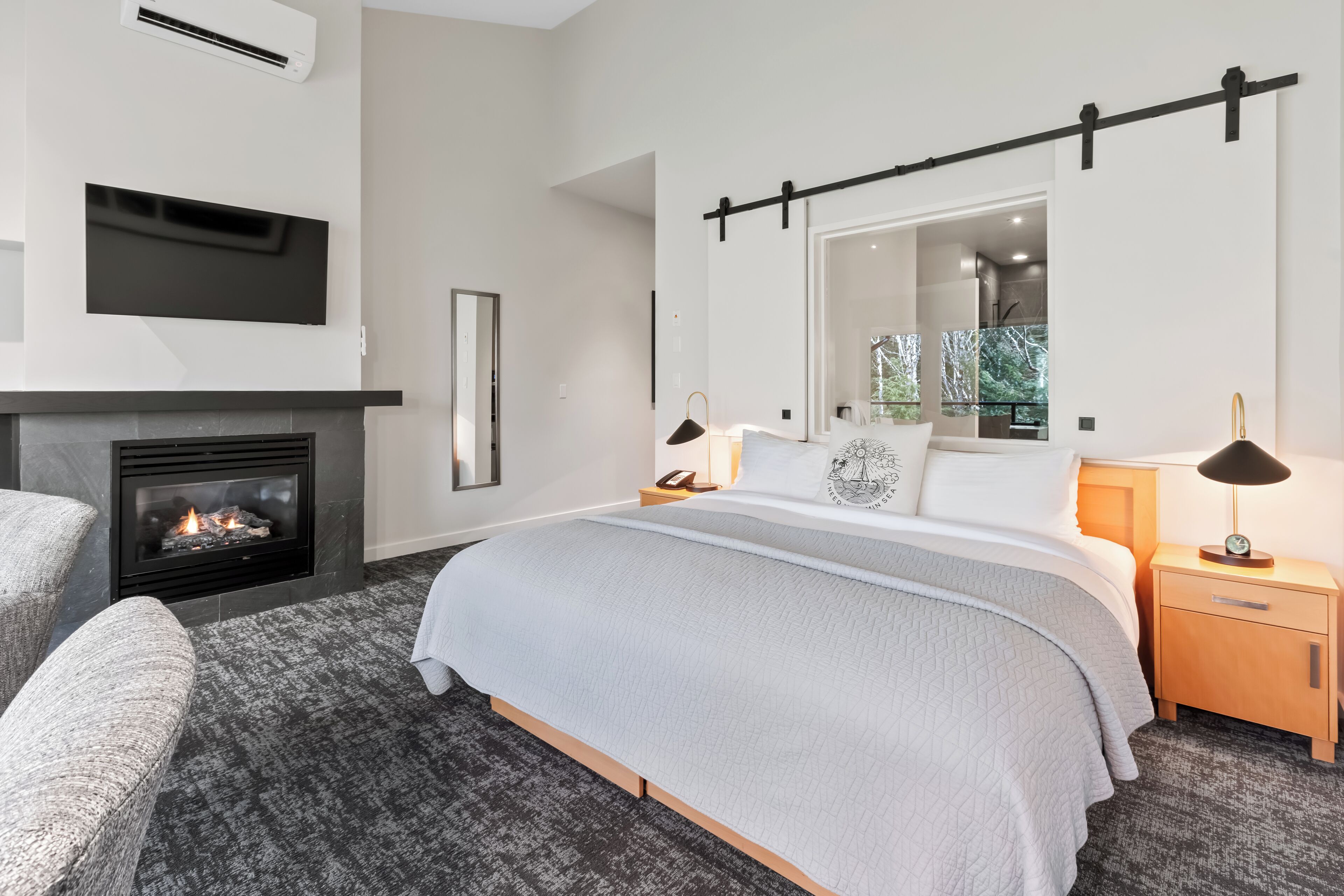 1 bedroom, in-room safe, iron/ironing board, free wifi