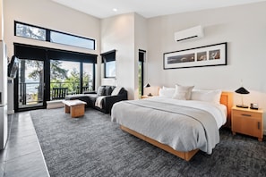 Studio Trail (short distance from main lodge) | 1 bedroom, in-room safe, iron/ironing board, free WiFi