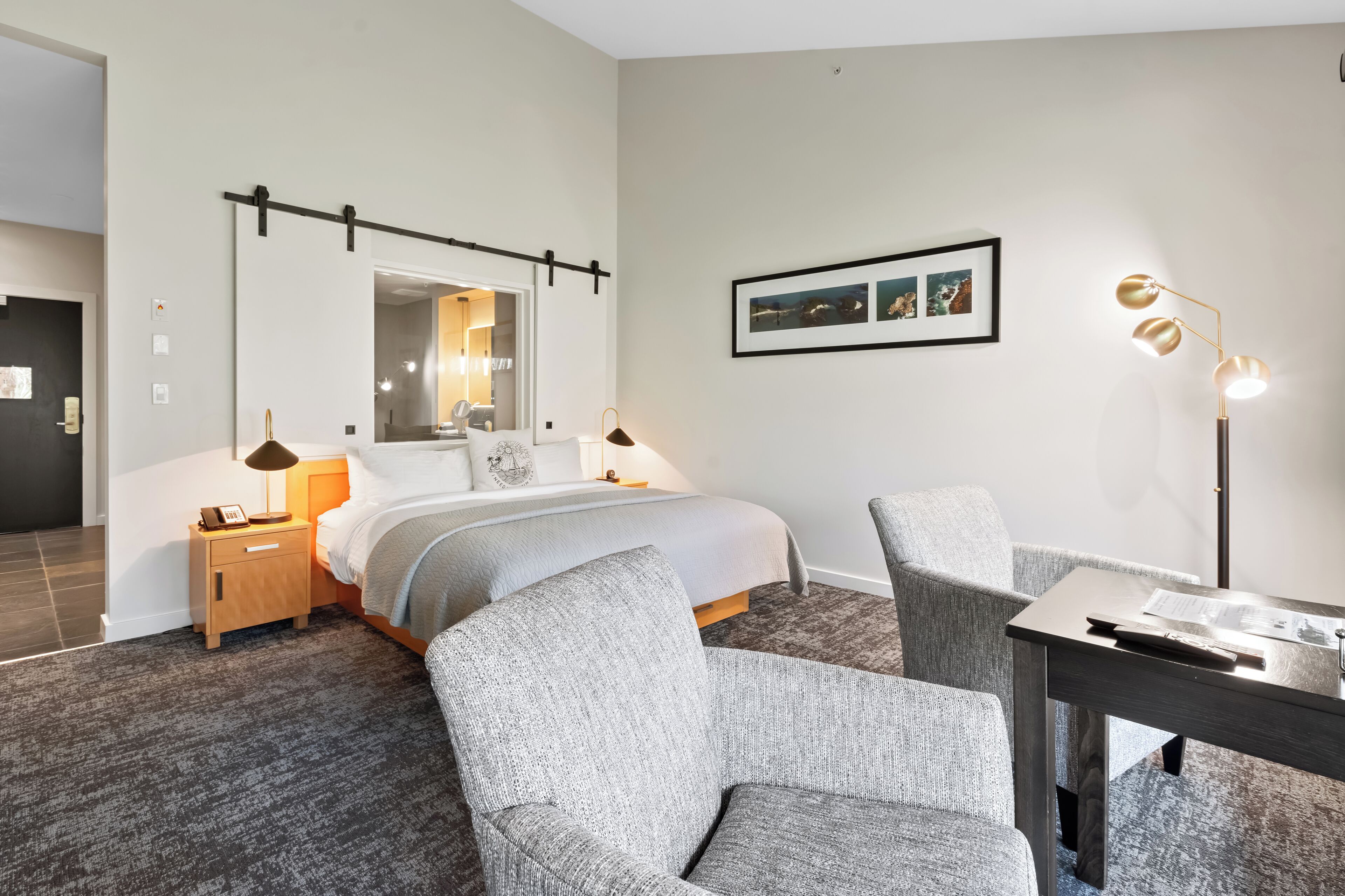 1 bedroom, in-room safe, iron/ironing board, free wifi