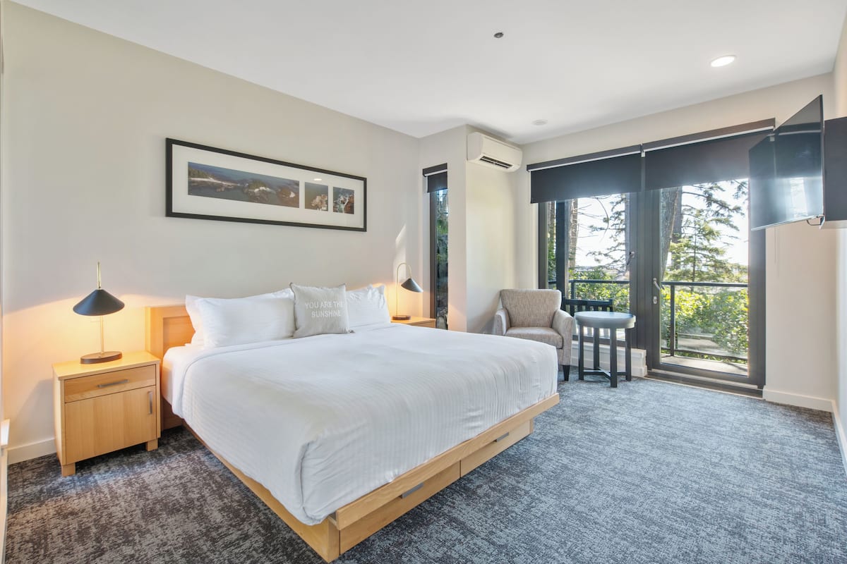 1 Bedroom Trail (short distance from main lodge) | 1 bedroom, in-room safe, iron/ironing board, free WiFi
