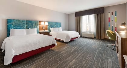 Hampton Inn & Suites Charlotte Airport