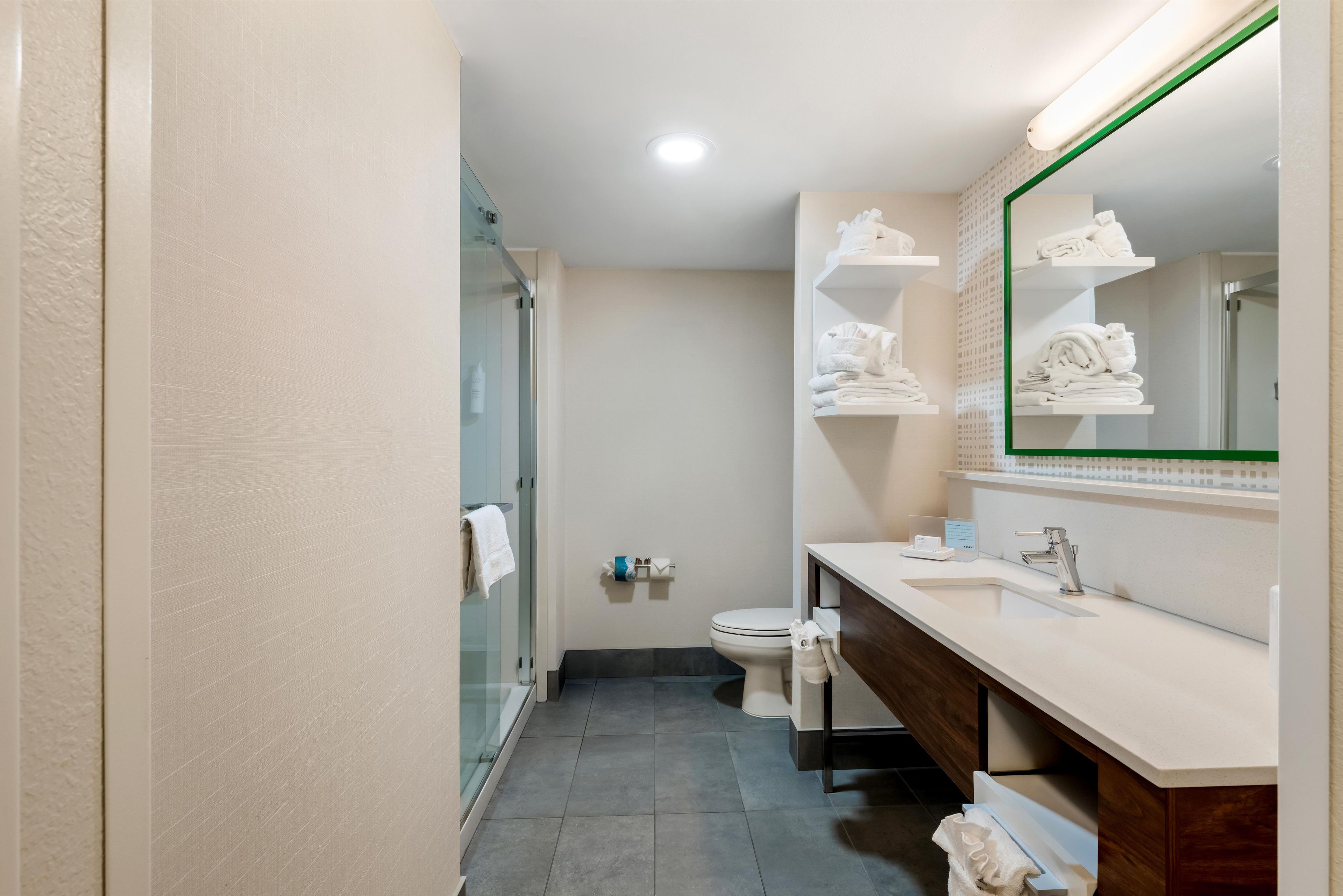 Photo - Hampton Inn & Suites Charlotte-Airport