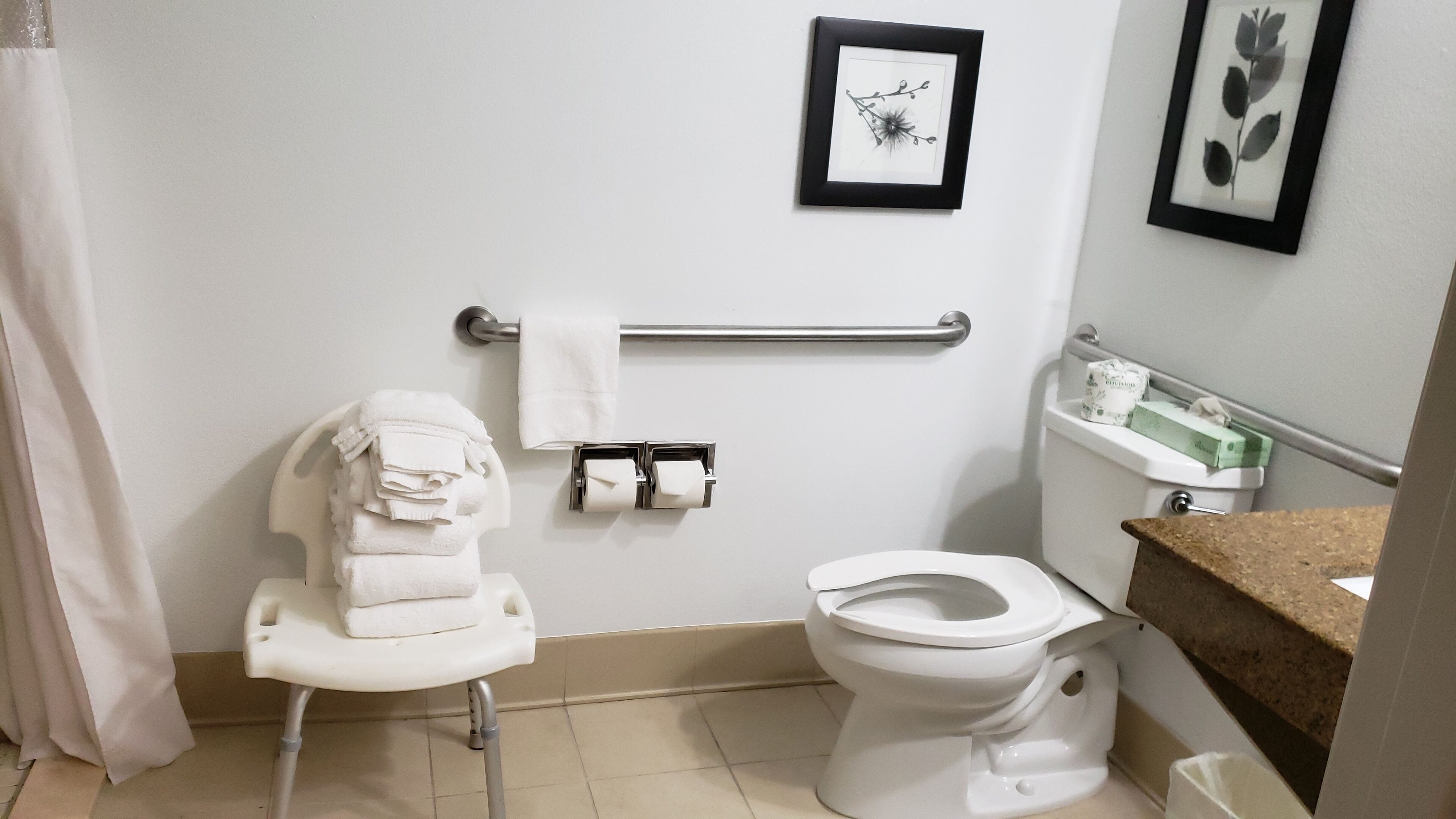 Photo - Country Inn & Suites by Radisson, Bradenton-Lakewood-Ranch, FL