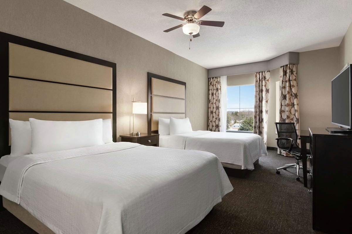 Pillowtop beds, in-room safe, desk, iron/ironing board