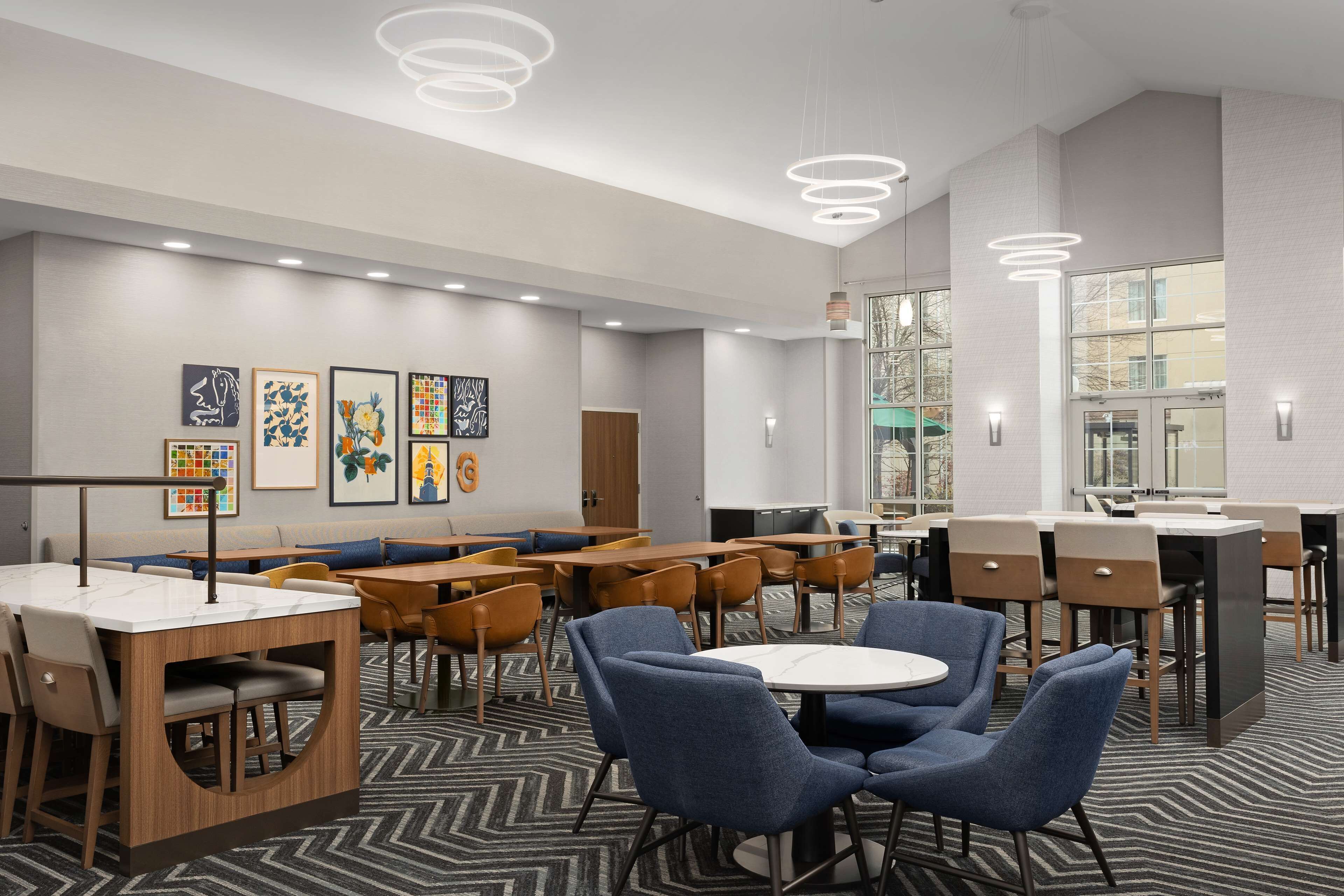 Tägliches inbegriffenes Frühstücksbuffet