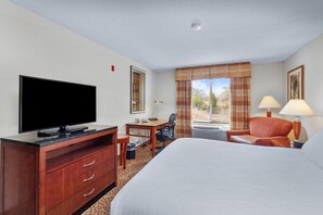 In-room safe, iron/ironing board, free cots/infant beds, WiFi - Hilton Garden Inn Starkville (Starkville)