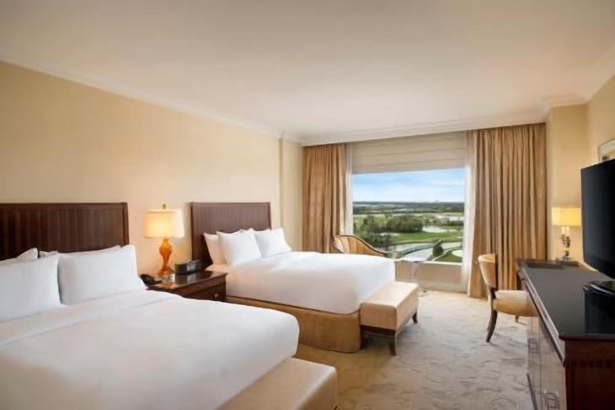 1 bedroom, Frette Italian sheets, premium bedding, pillow-top beds