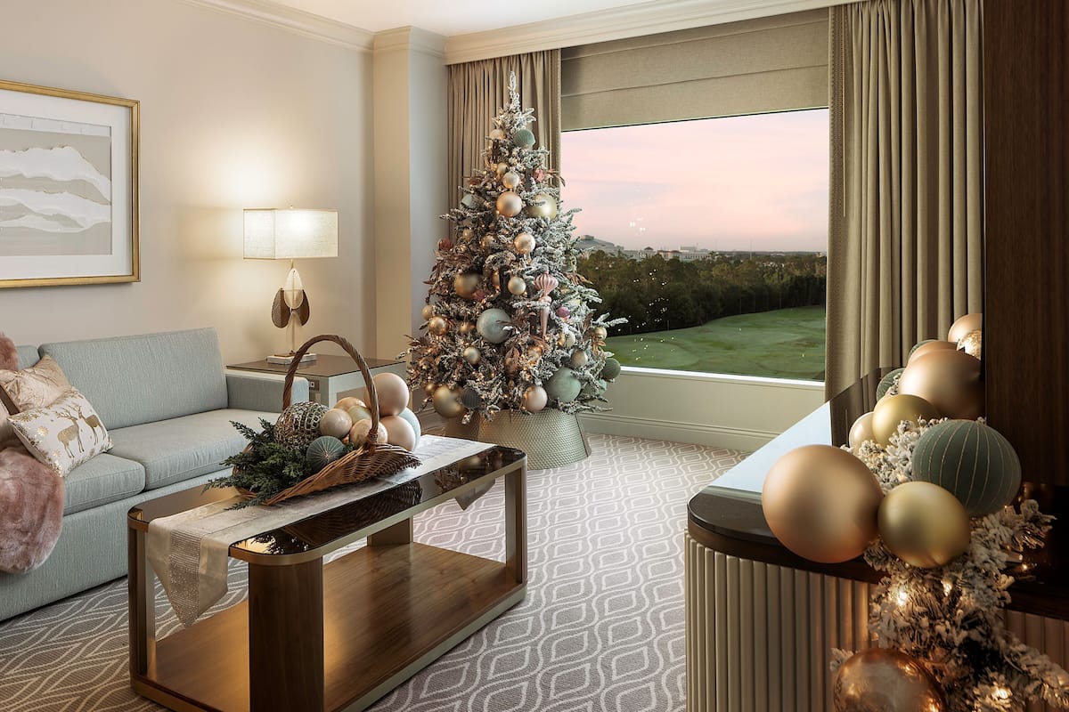 Deluxe Suite, 1 King Bed (Nutcracker)