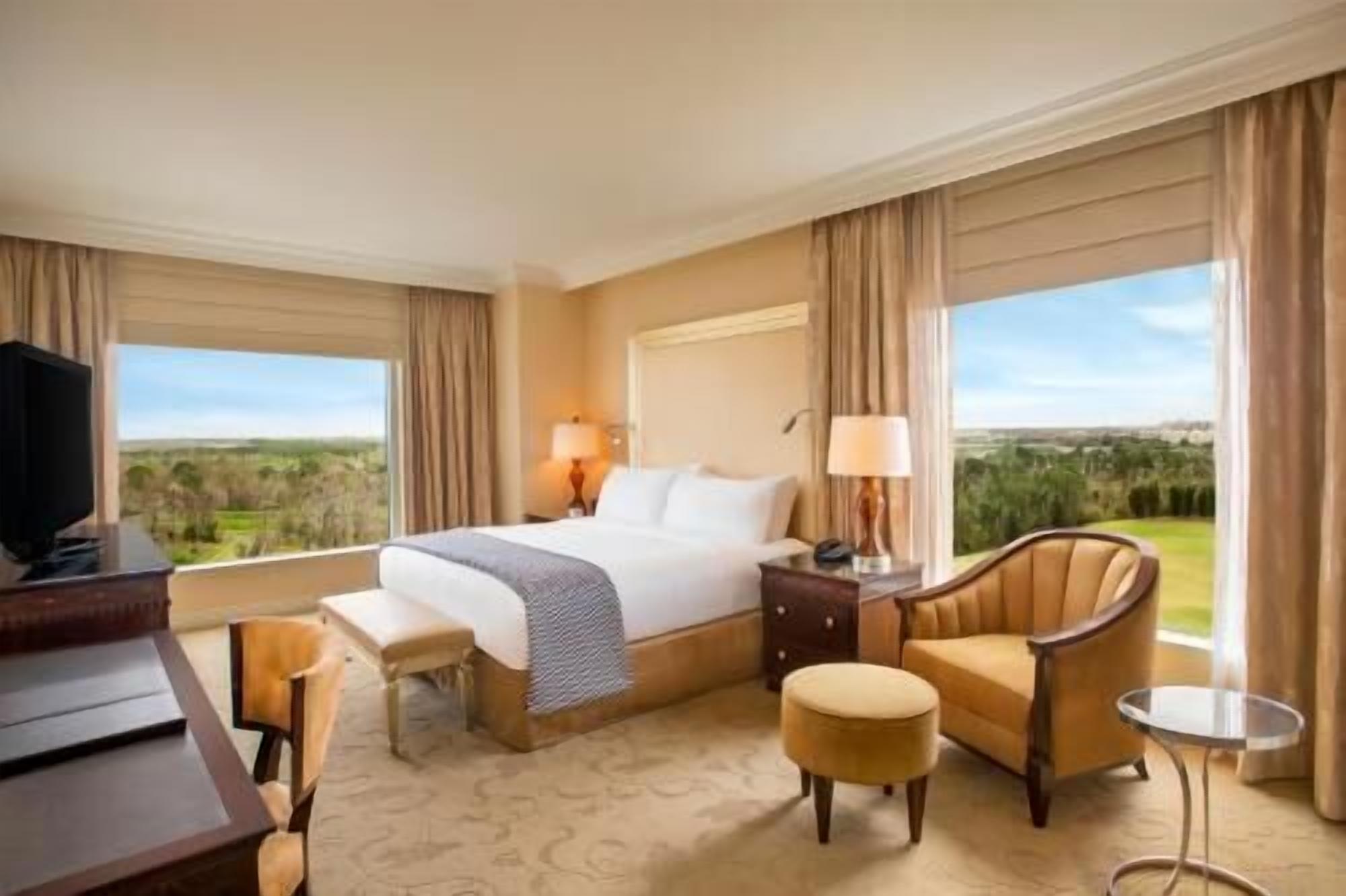 1 bedroom, Frette Italian sheets, premium bedding, pillow-top beds