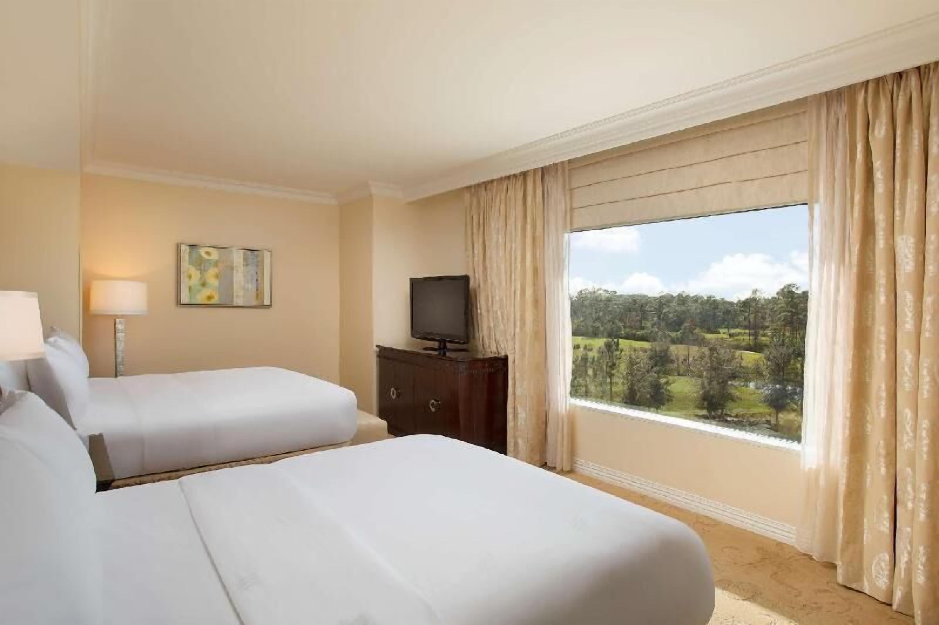 1 bedroom, Frette Italian sheets, premium bedding, pillowtop beds