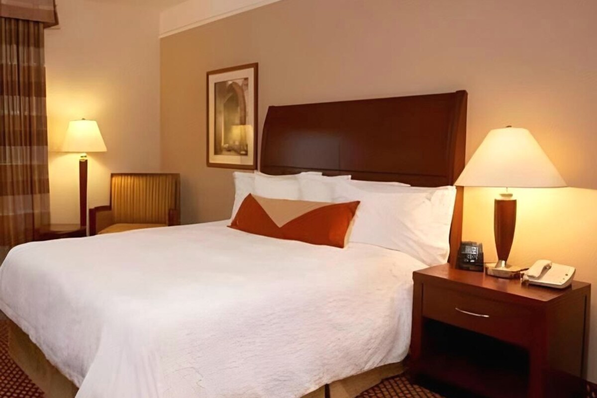 Premium bedding, desk, iron/ironing board, cribs (free)