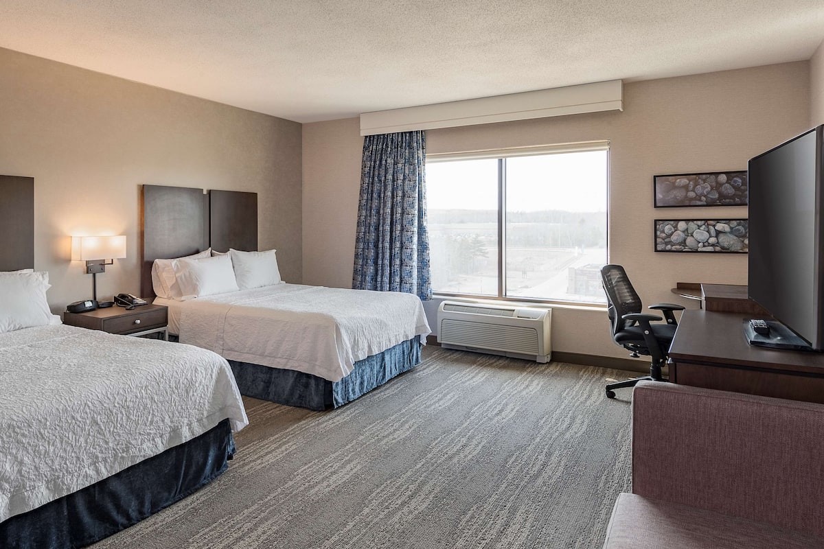 1 bedroom, in-room safe, desk, laptop workspace