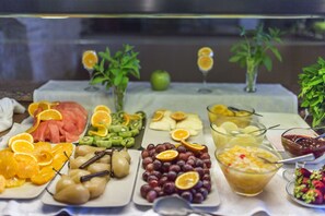 Petit déjeuner buffet