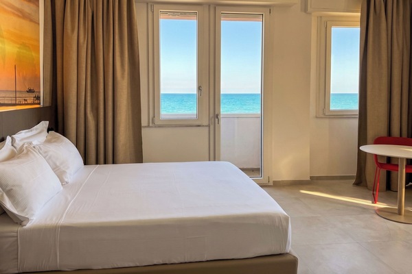 Desk, WiFi (free), bed sheets