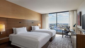 Ropa de cama de alta calidad y minibar 