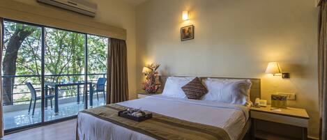 Semi Deluxe Room | Premium bedding, in-room safe, desk, iron/ironing board