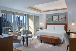 Premium bedding, minibar, in-room safe, desk - Kempinski Central Avenue Dubai (Dubai)