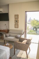 Ropa de cama de alta calidad y escritorio 