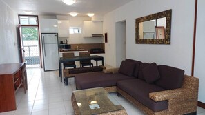 1 Bedroom Hibiscus Apartment