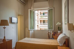 Single Room | Minibar, desk, free WiFi - Hotel La Pace (Pontedera)