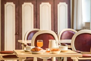 Buffet - Hotel La Pace (Pontedera)