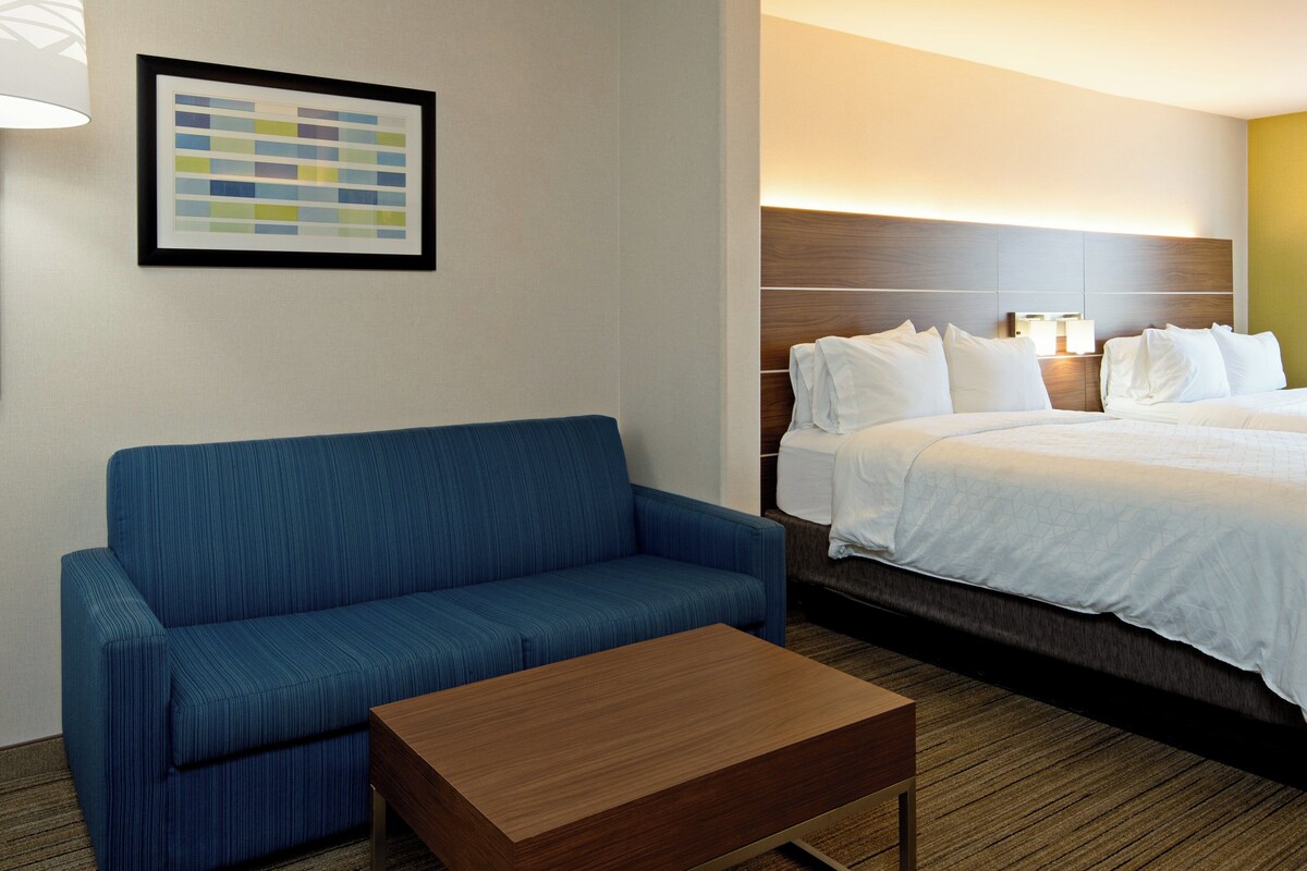 Pillow-top beds, in-room safe, desk, iron/ironing board