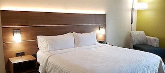 Holiday Inn Express Troutville by IHG