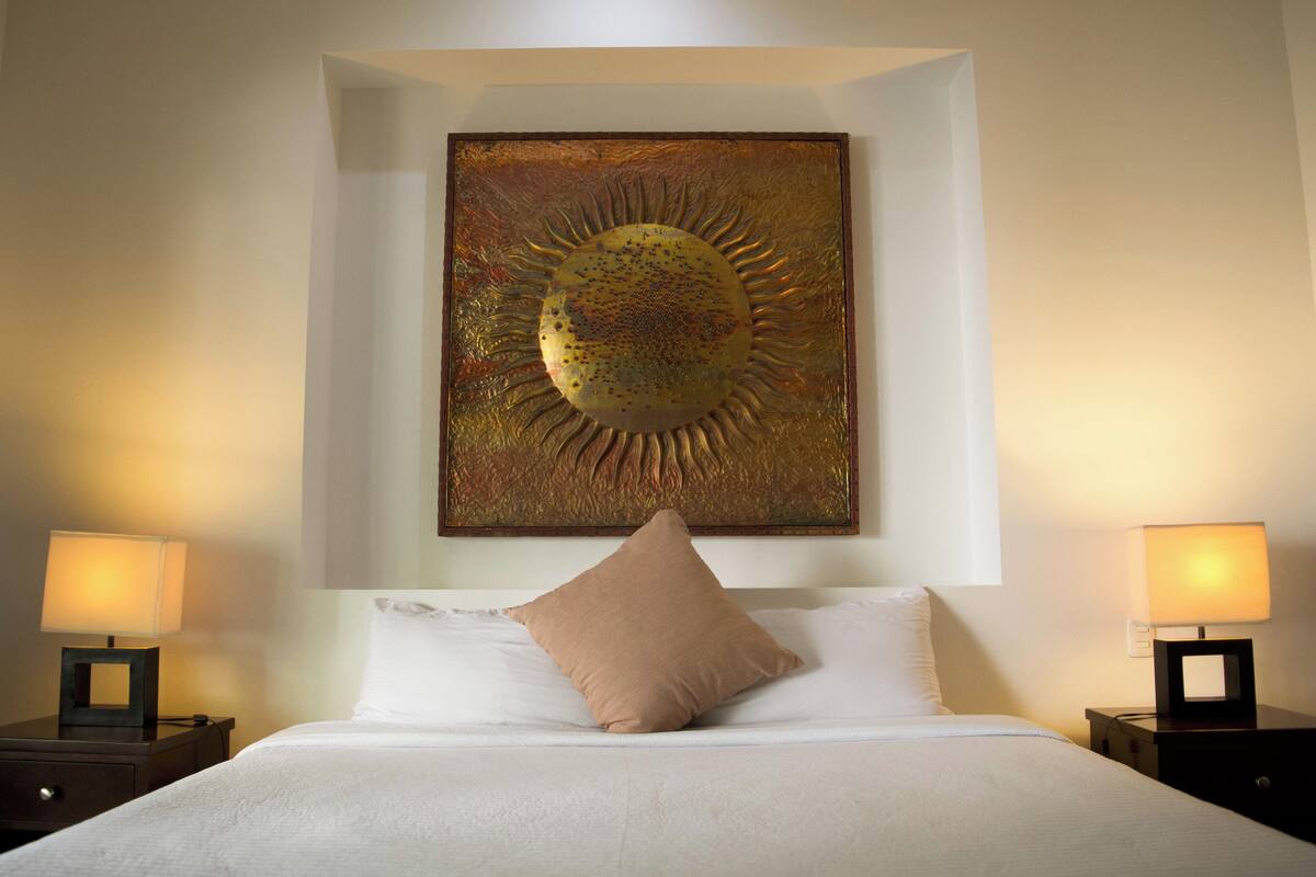 Junior Suite | Premium bedding, down duvets, in-room safe, blackout curtains