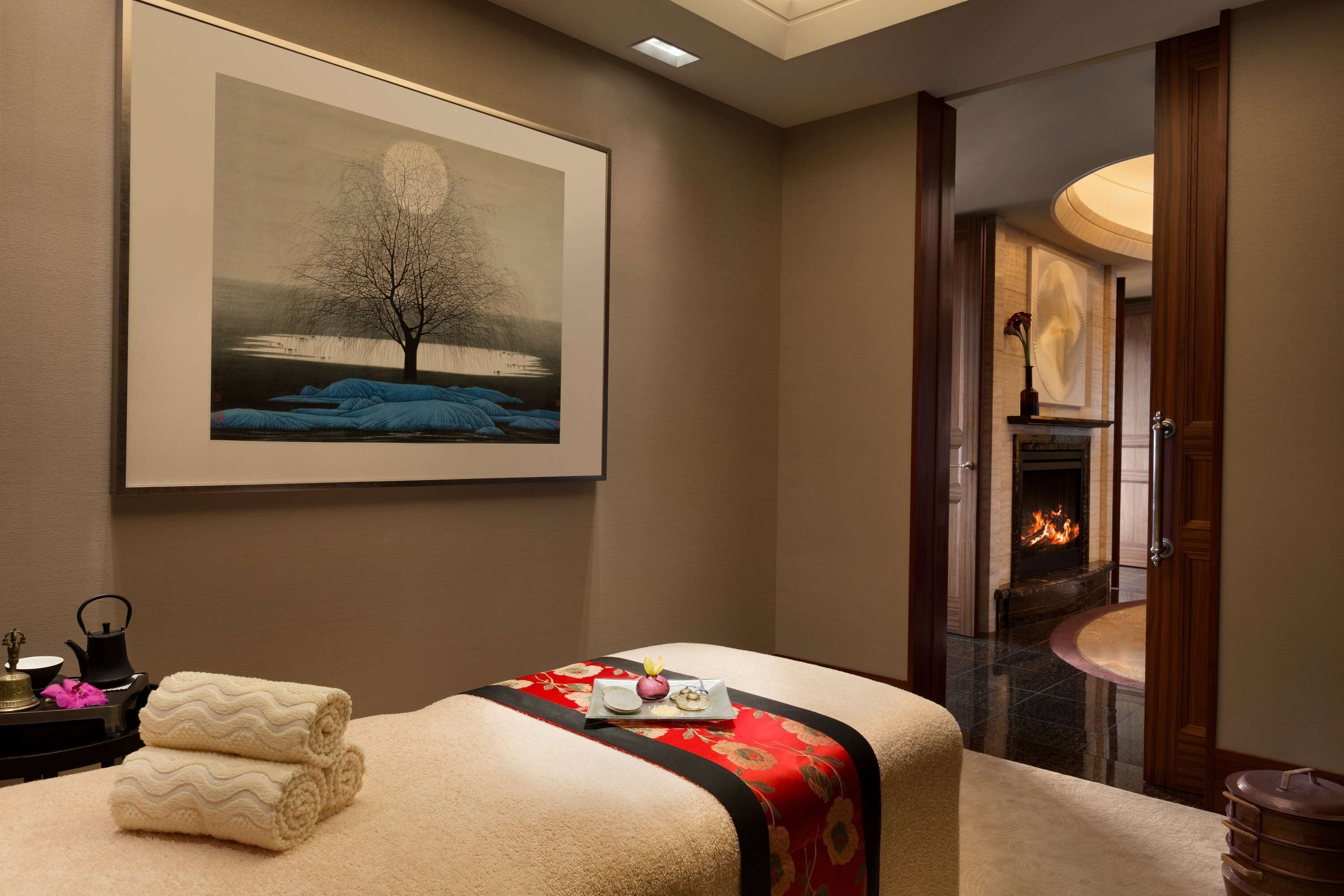 Presidential Suite | Premium bedding, down comforters, pillowtop beds, minibar