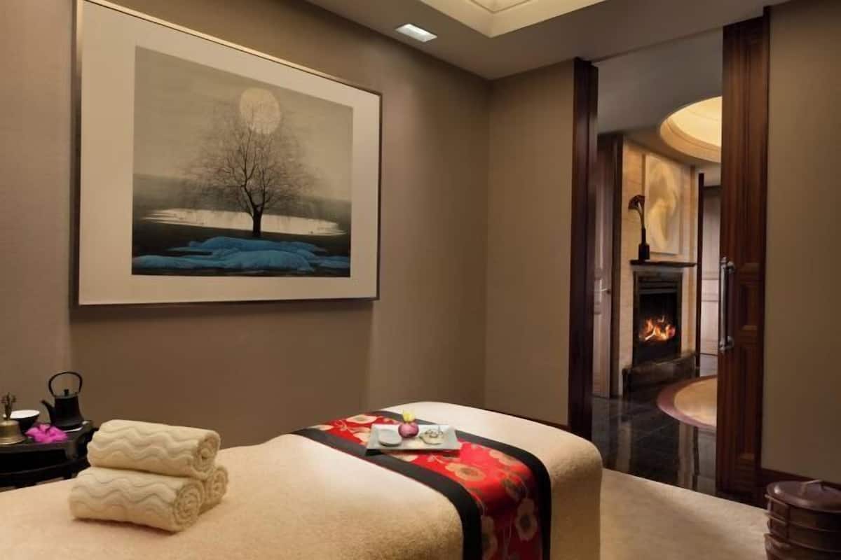 KylpylÀ | Parihoitohuone(ita), sauna, poreallas, höyrysauna, vartalohoitoja