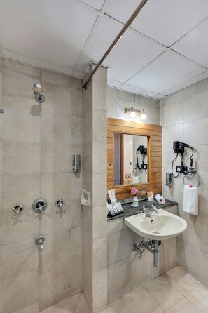 Bathroom - Club Mahindra Danish Villa Ooty (Ootacamund)