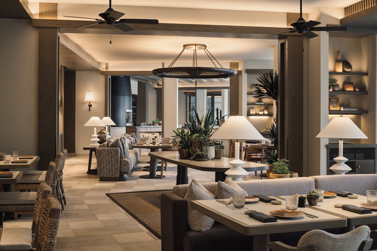 Capella Singapore, Sentosa meeting space