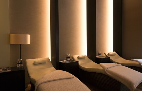 Capella Singapore - Image 42