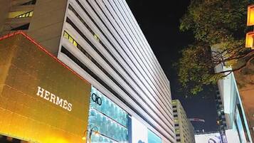 Shopping centre