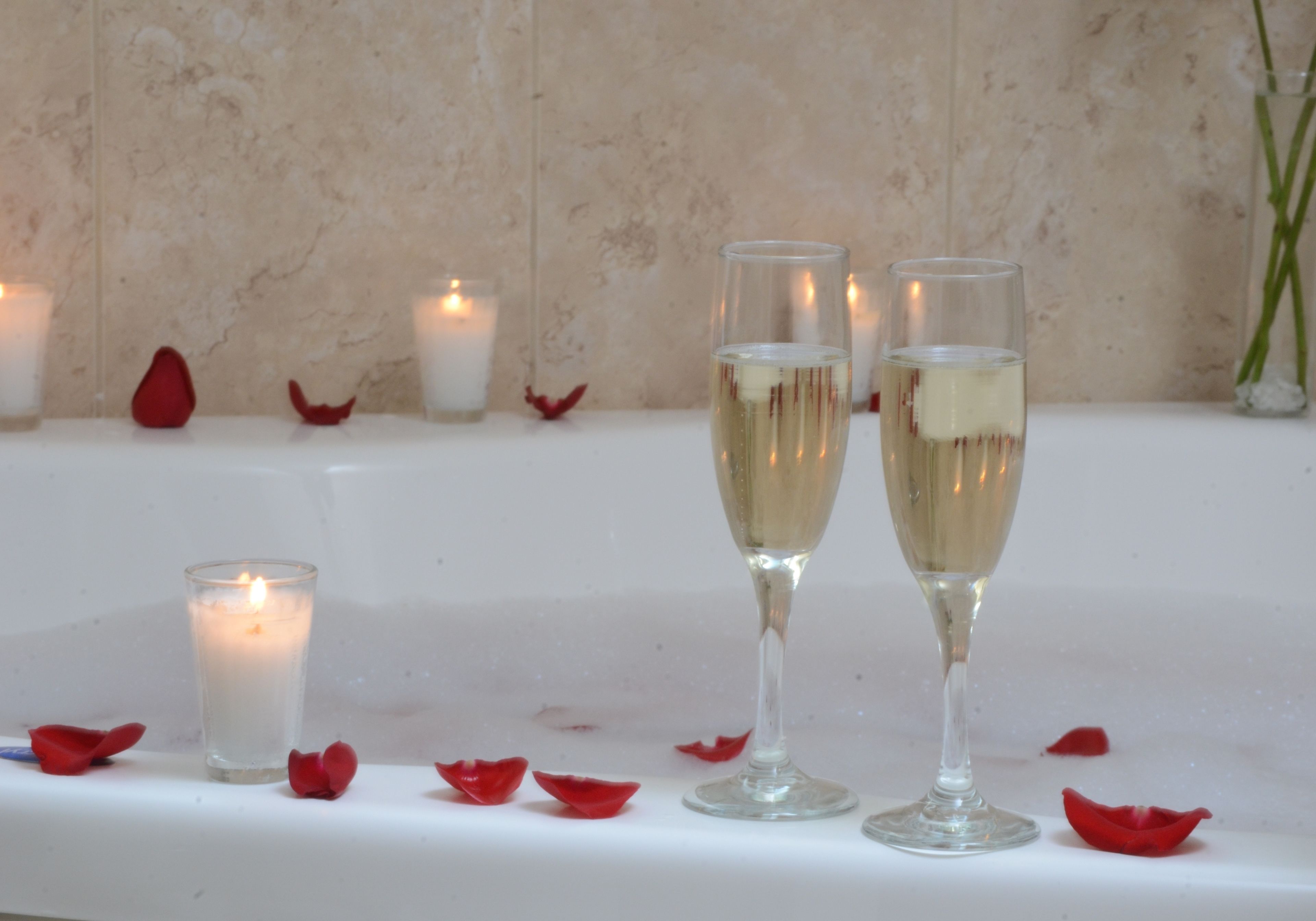 shower, free toiletries, towels