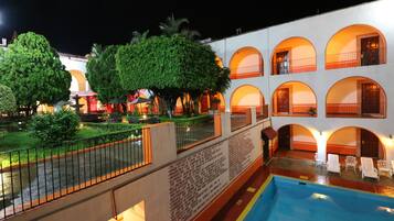 Indoor pool, outdoor pool