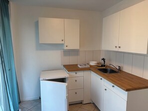 Classic-Apartment | Eigene Küche | Wasserkocher, Küchenrolle