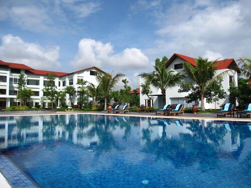 Paradise Angkor Villa Hotel