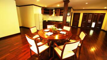 Vila (Paradise) | Roupas de cama premium, frigobar, cofres nos quartos, escrivaninha